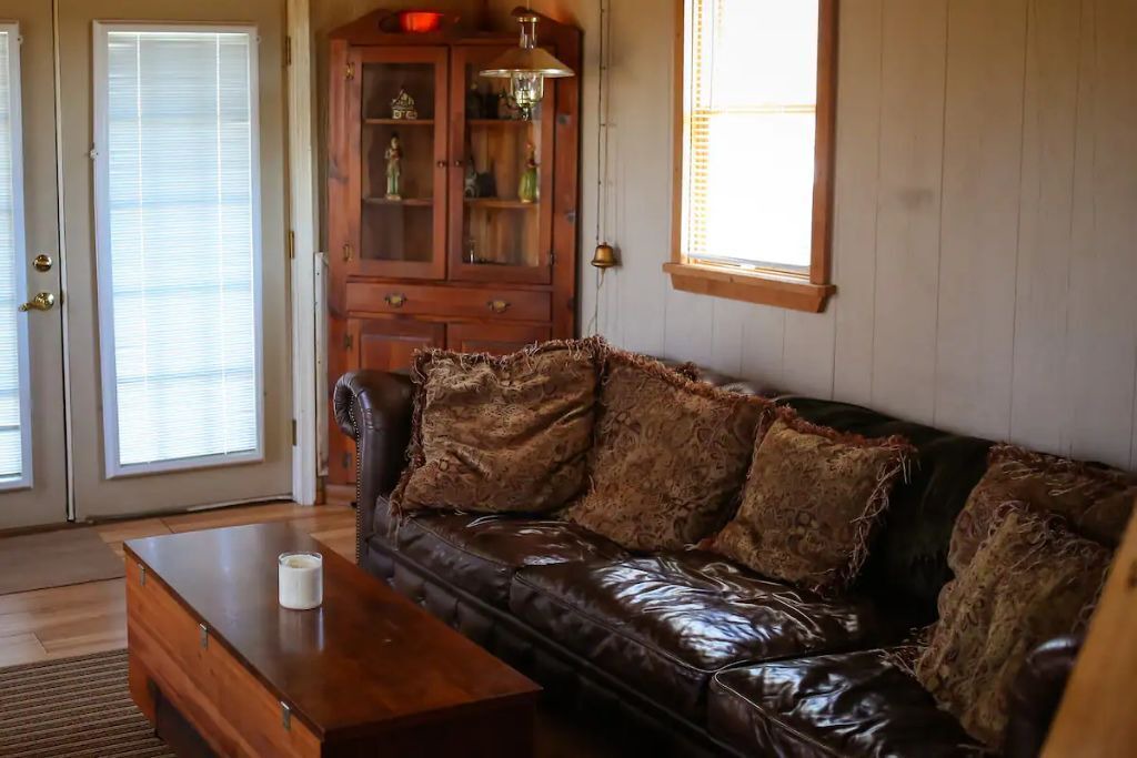 Photo of Livingroom in Pine Grove
