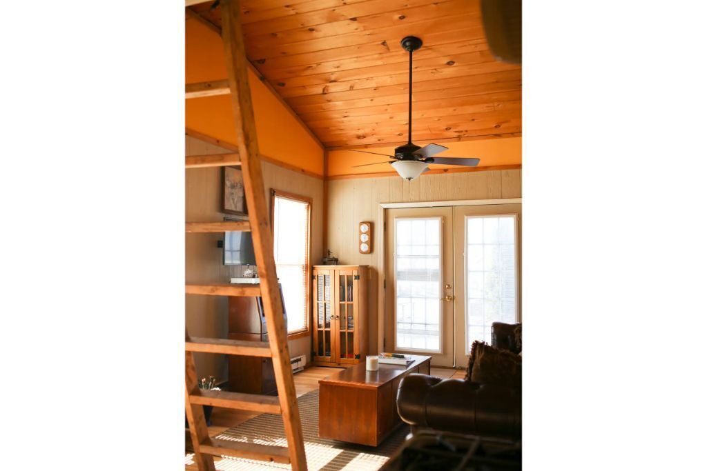 Photo of Livingroom in Pine Grove
