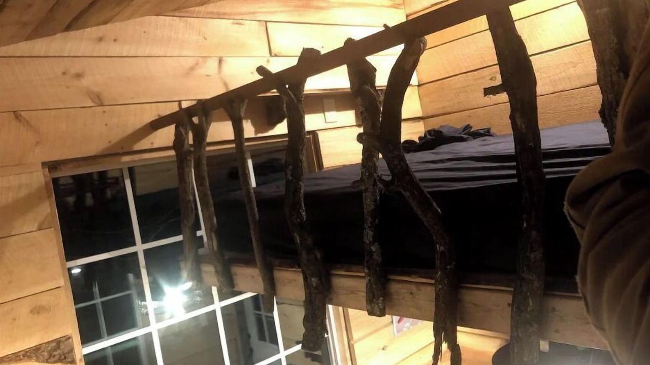 Photo of Bedroom in Pine Grove