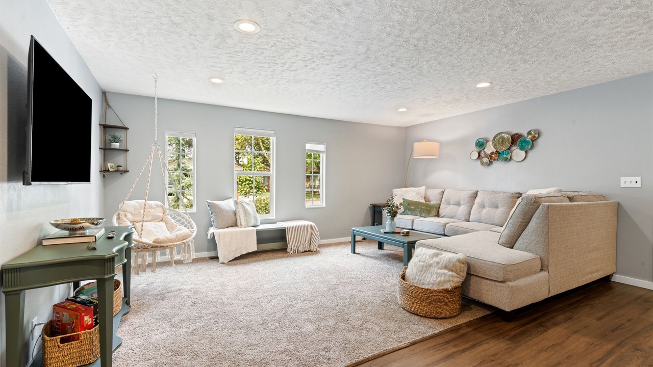 Photo of Bedroom in Sunset