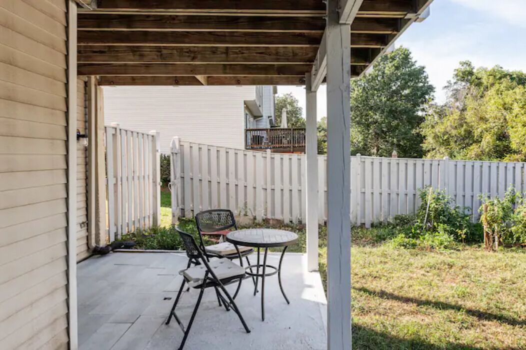 Photo of Outdoor in Oak Hill
