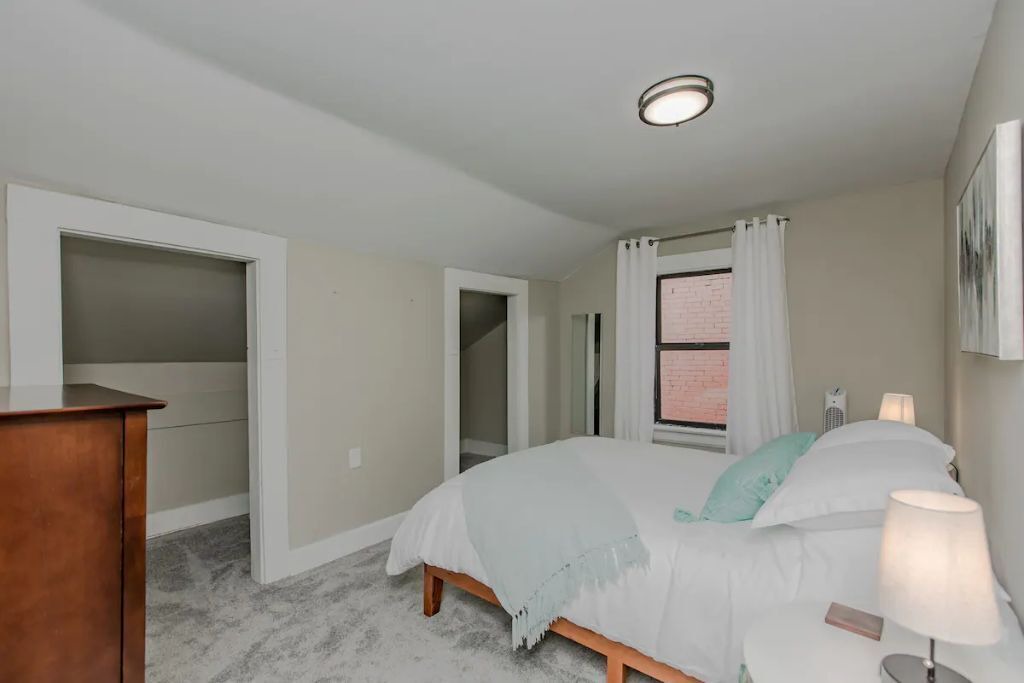 Photo of Bedroom in Latonia