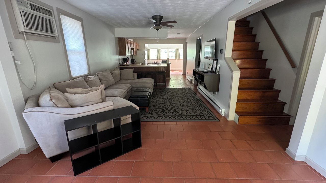 Photo of Livingroom in Catawissa