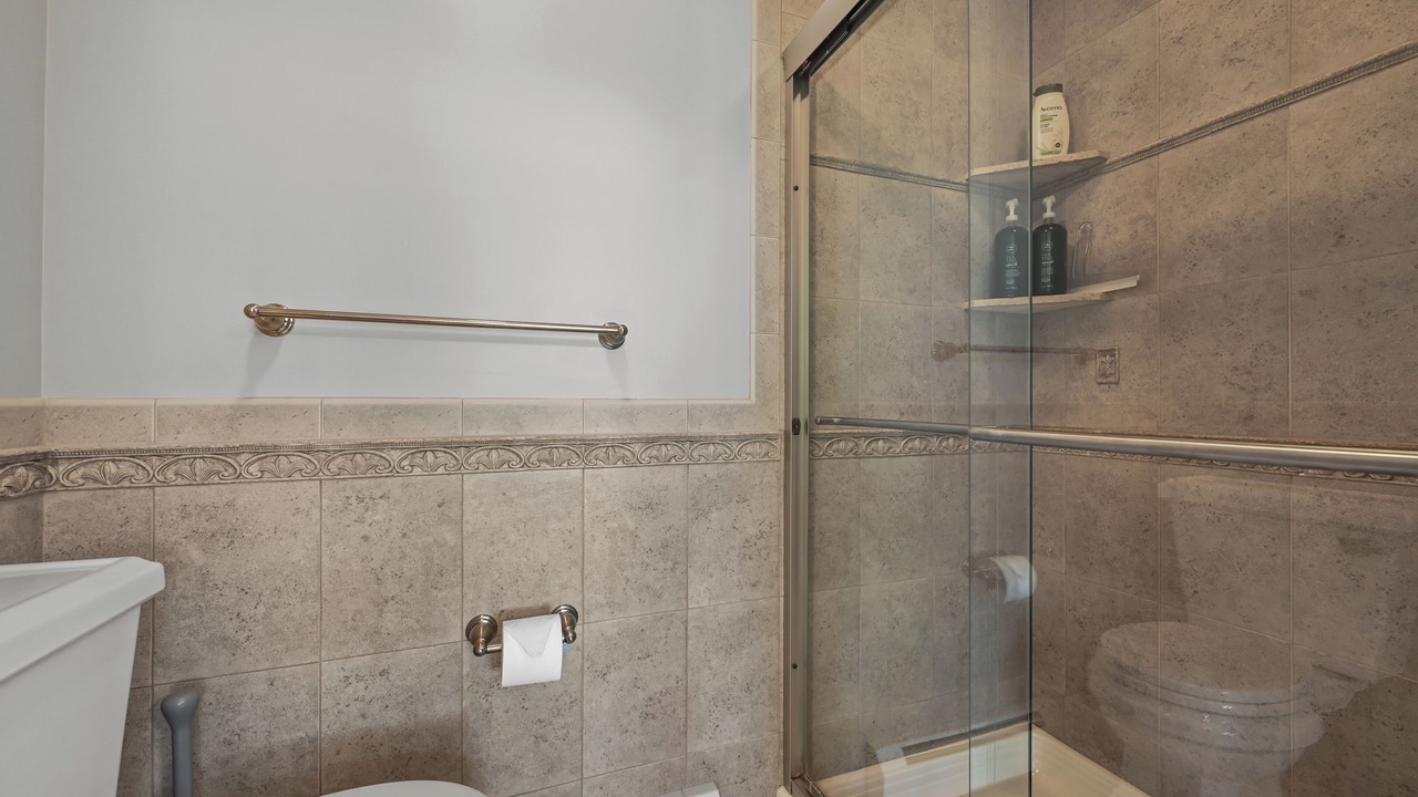 Photo of Bathroom in Hewitt