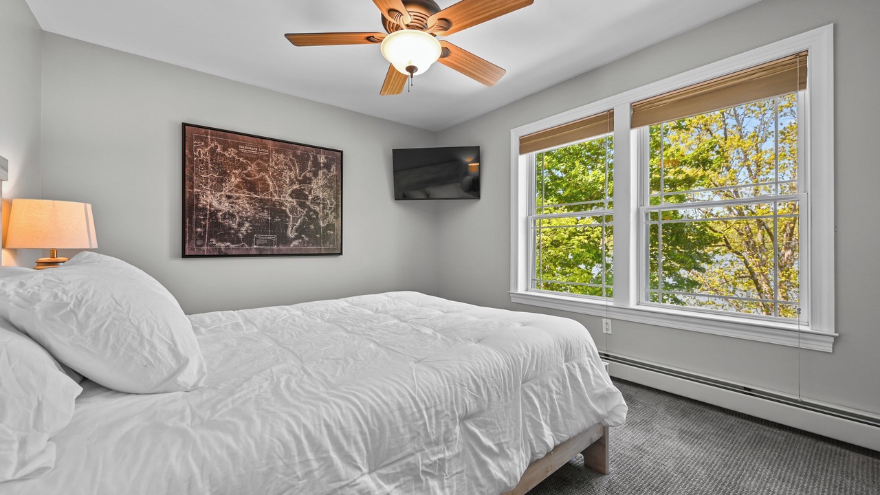 Photo of Bedroom in Hewitt