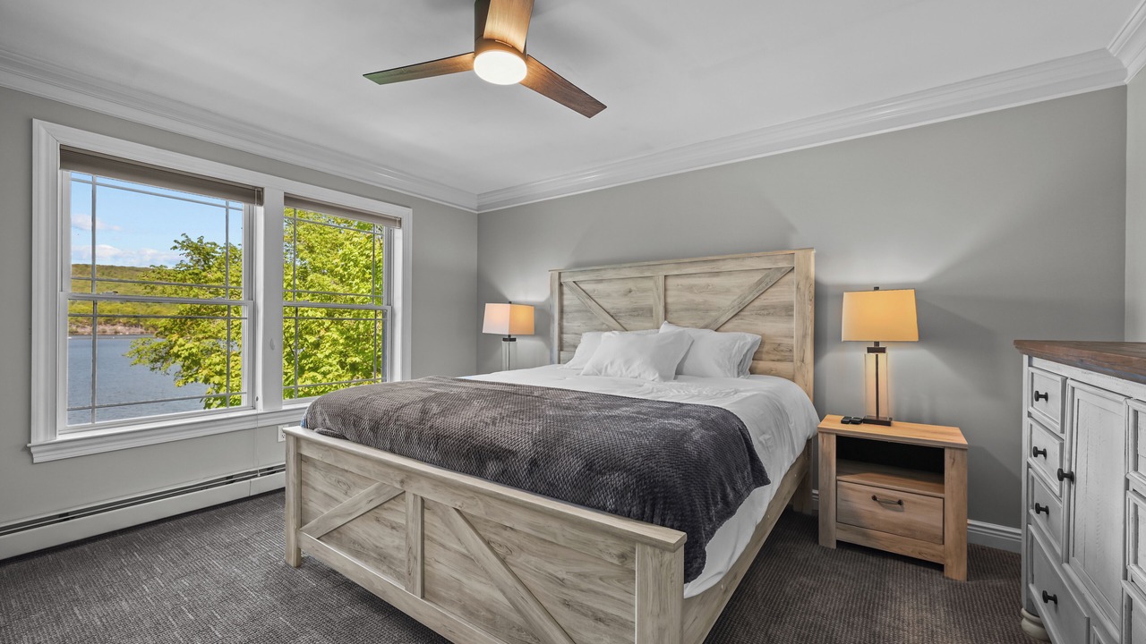 Photo of Bedroom in Hewitt