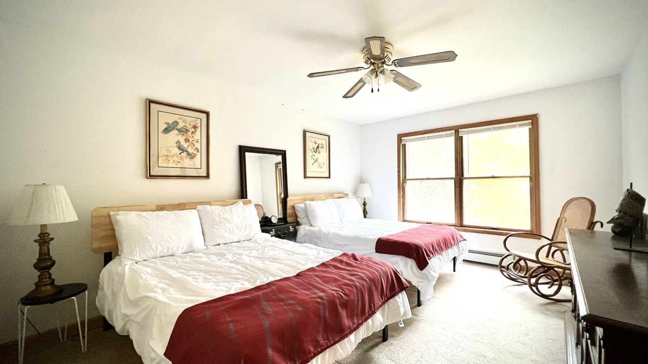 Photo of Bedroom in Roscoe