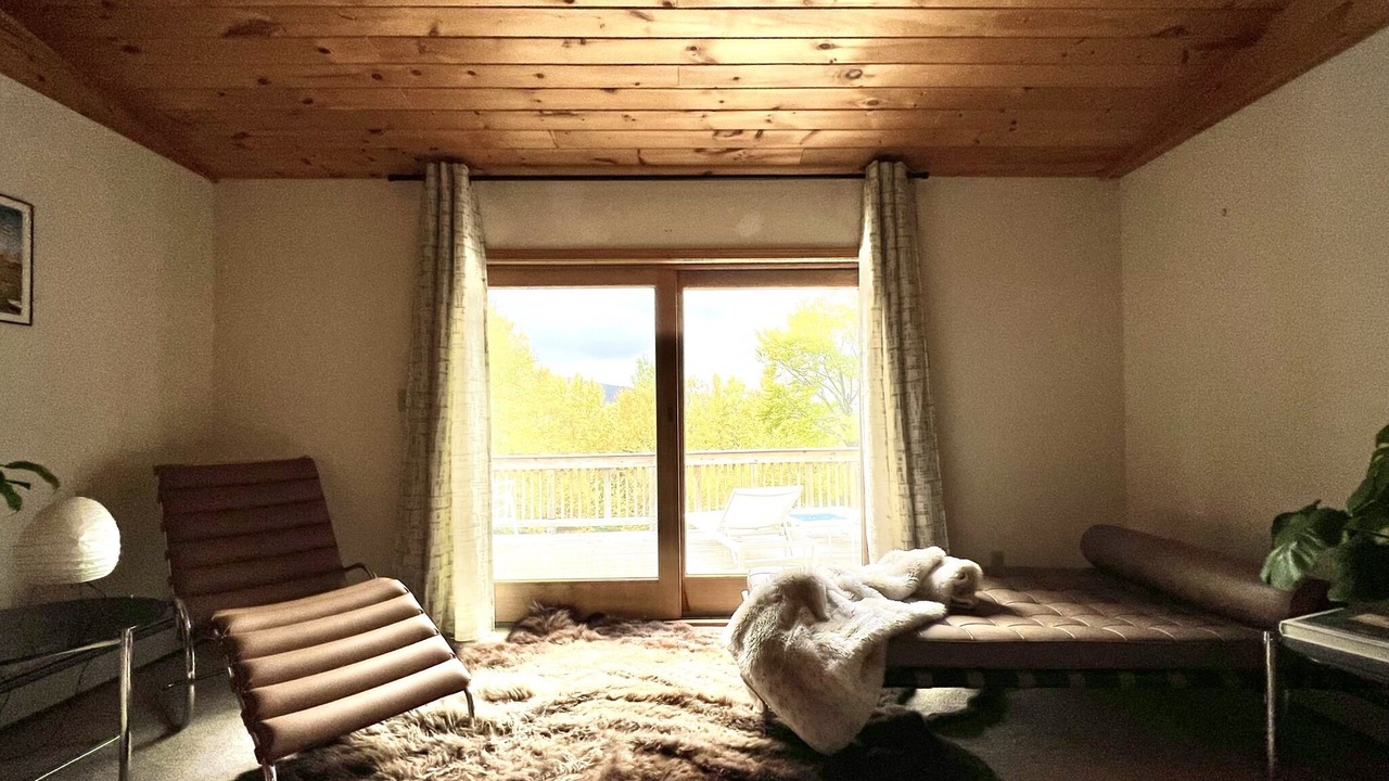 Photo of Livingroom in Roscoe