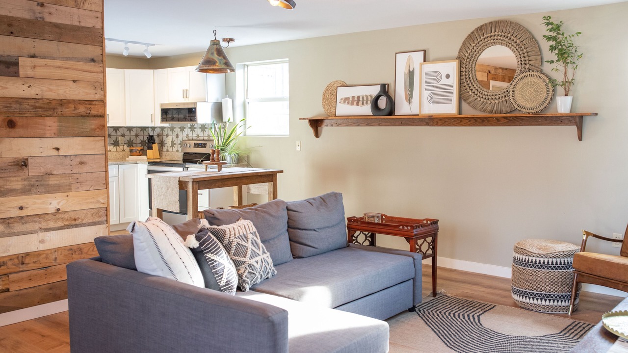 Photo of Livingroom in Pittsburgh