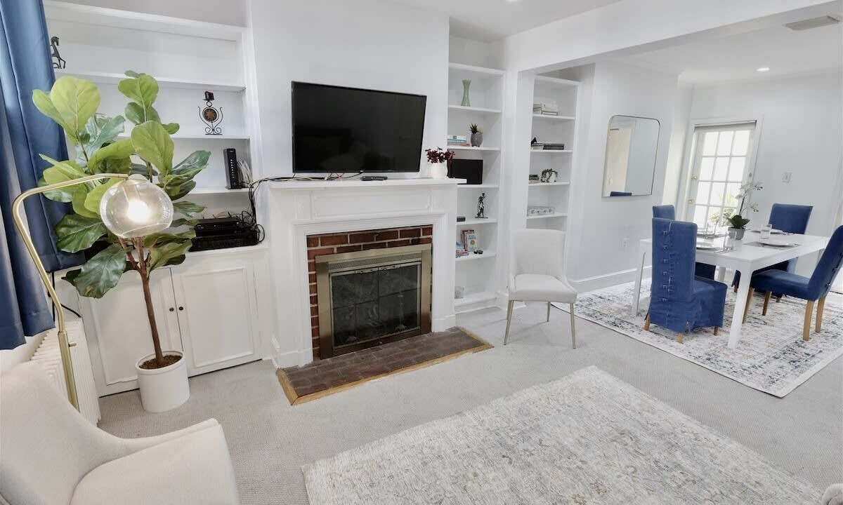 Photo of Livingroom in Georgetown
