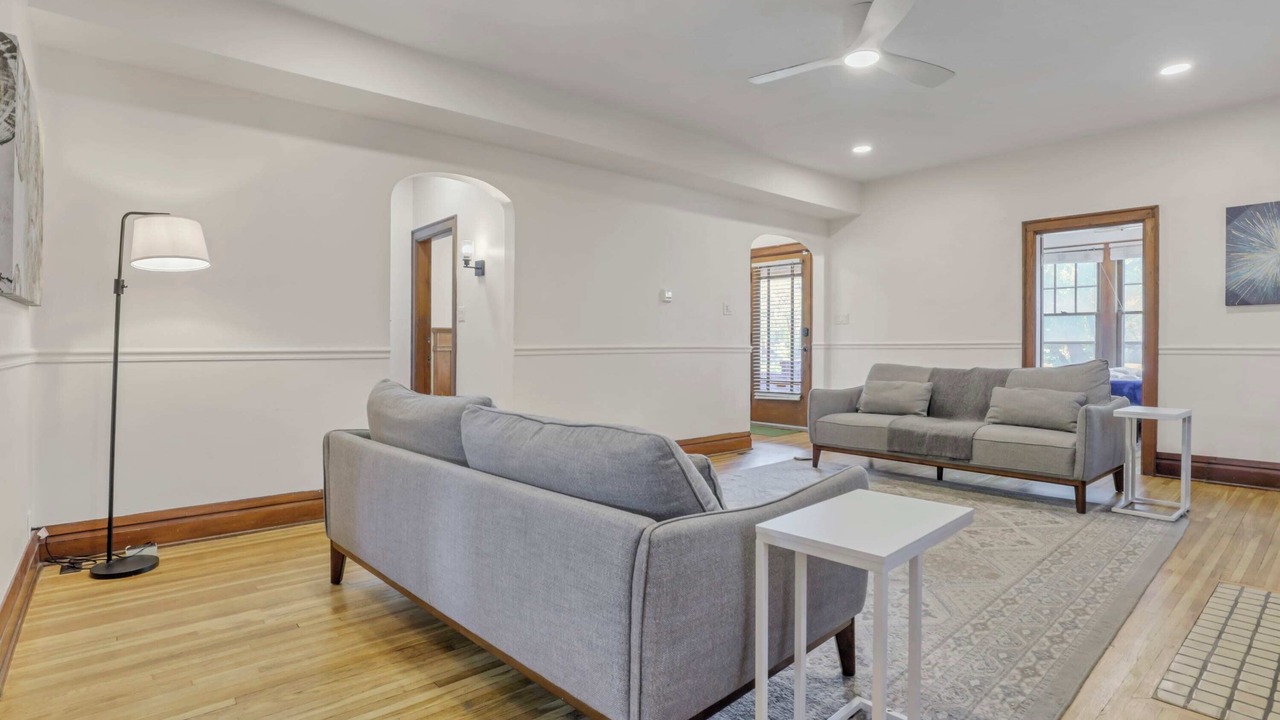 Photo of Livingroom in Merion Village