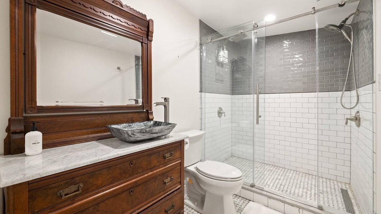 Photo of Bathroom in Harpers Ferry