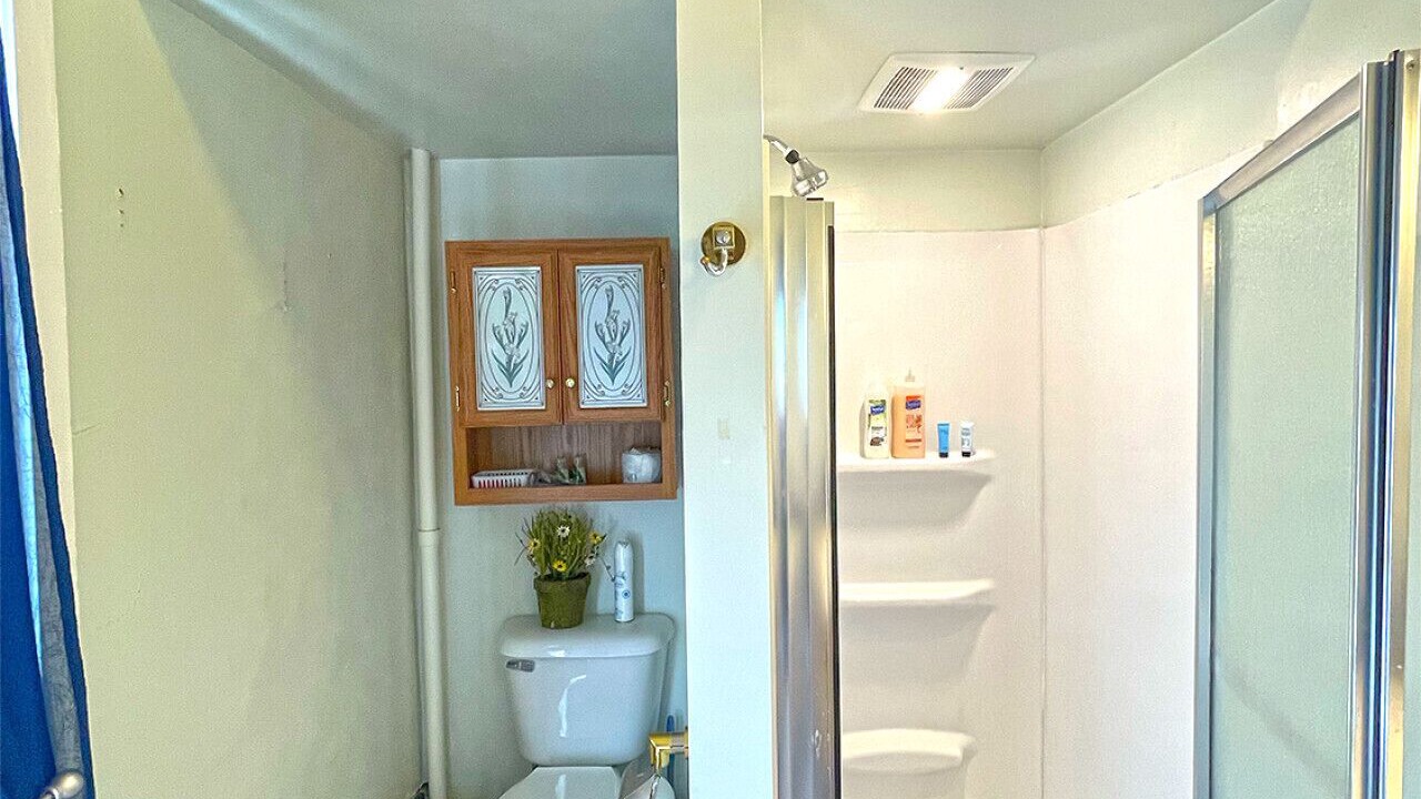 Photo of Bathroom in Coshocton