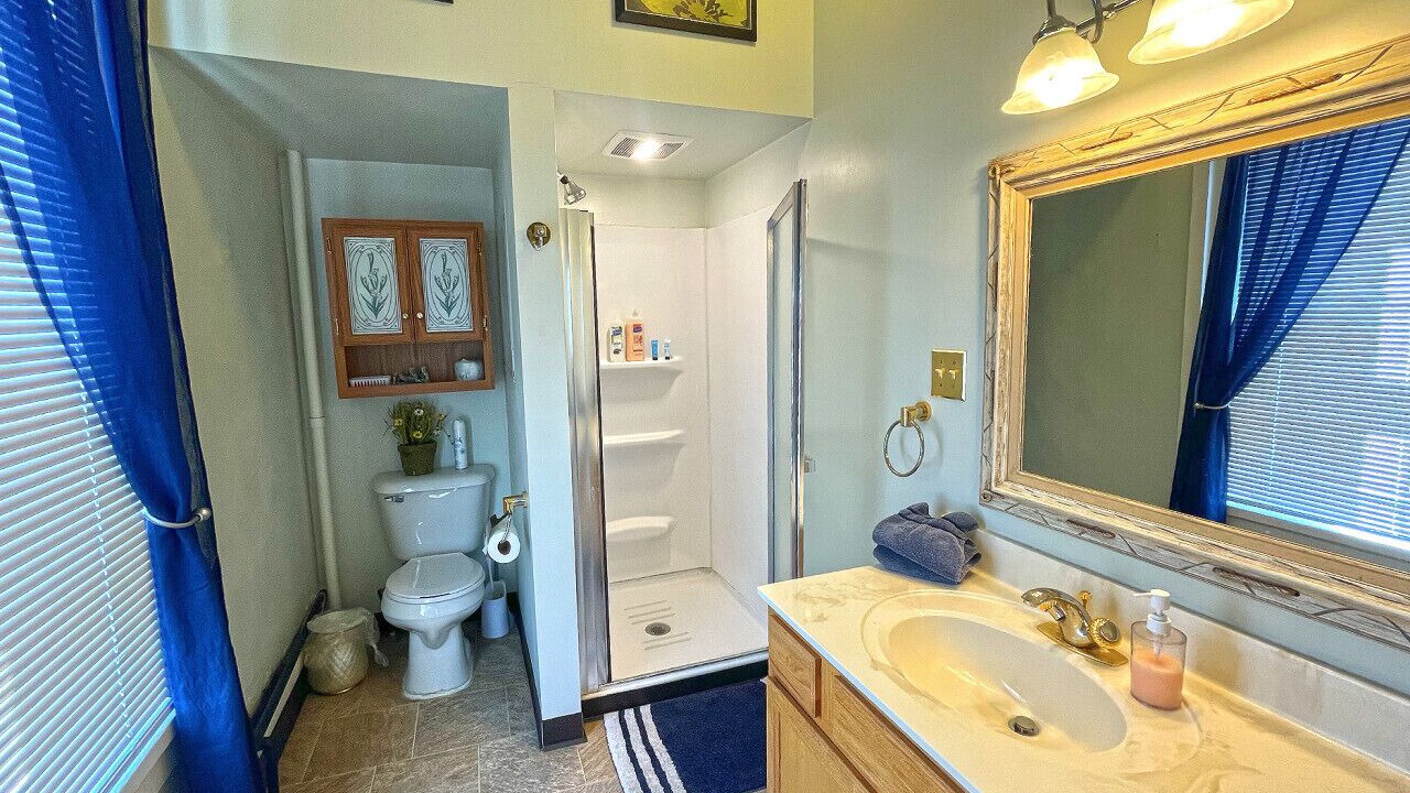 Photo of Bathroom in Coshocton