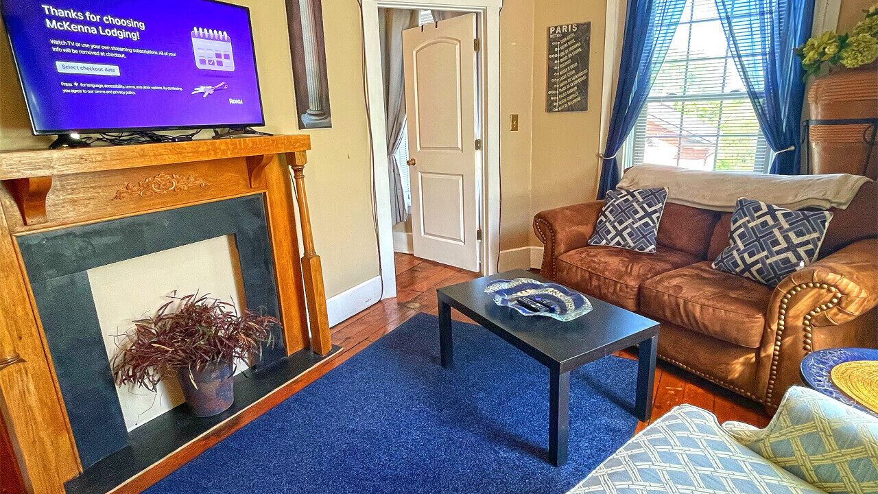 Photo of Livingroom in Coshocton