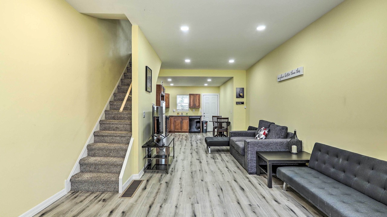 Photo of Livingroom in North Philadelphia
