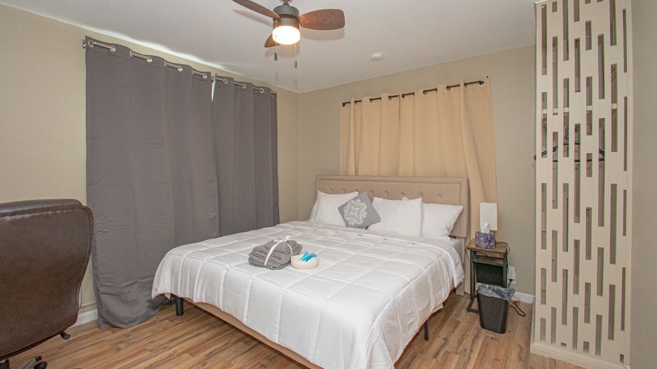 Photo of Bedroom in Miamisburg