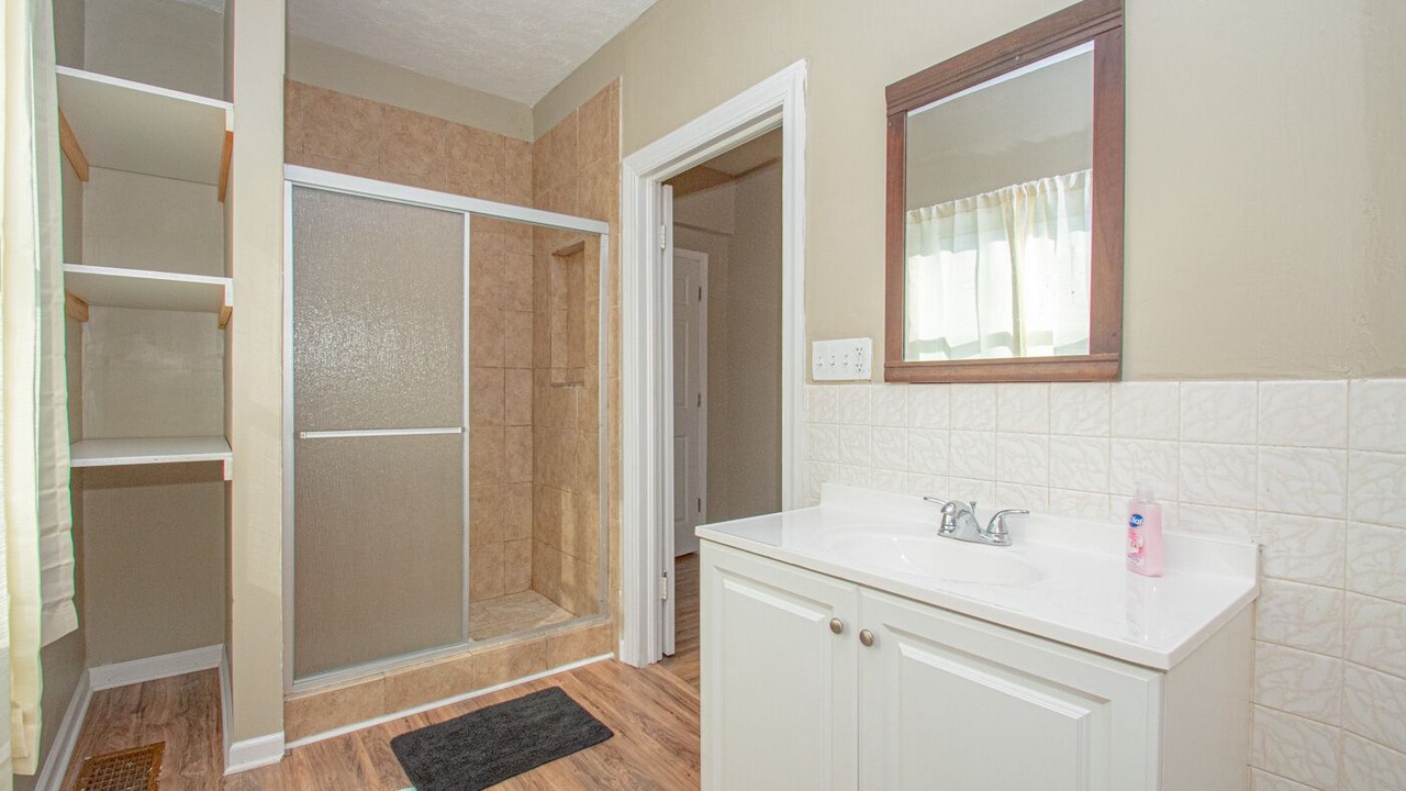 Photo of Bathroom in Miamisburg