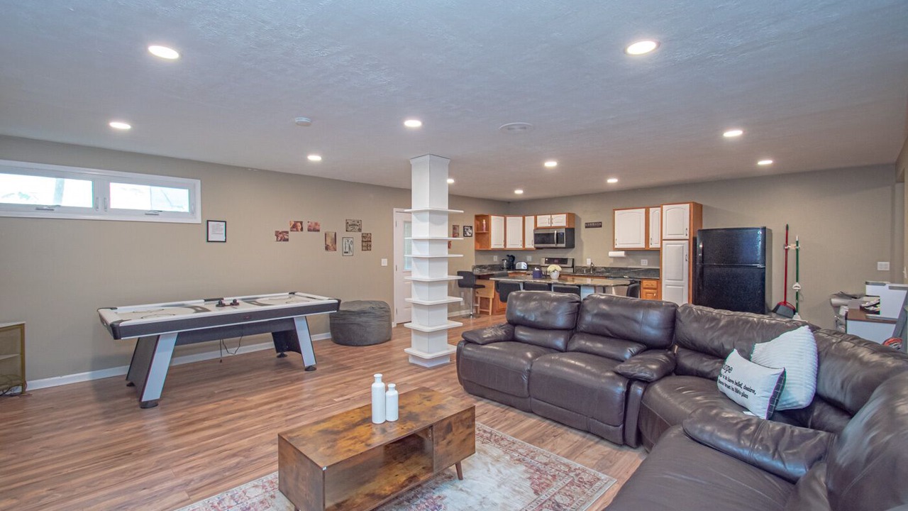 Photo of Livingroom in Miamisburg
