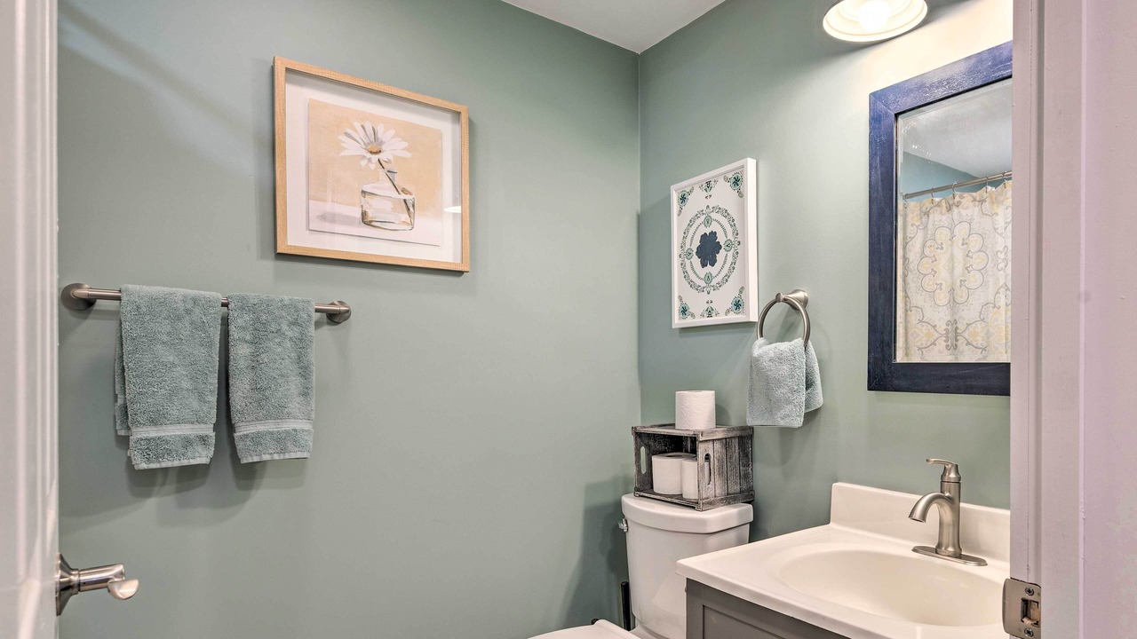 Photo of Bathroom in Rebuck