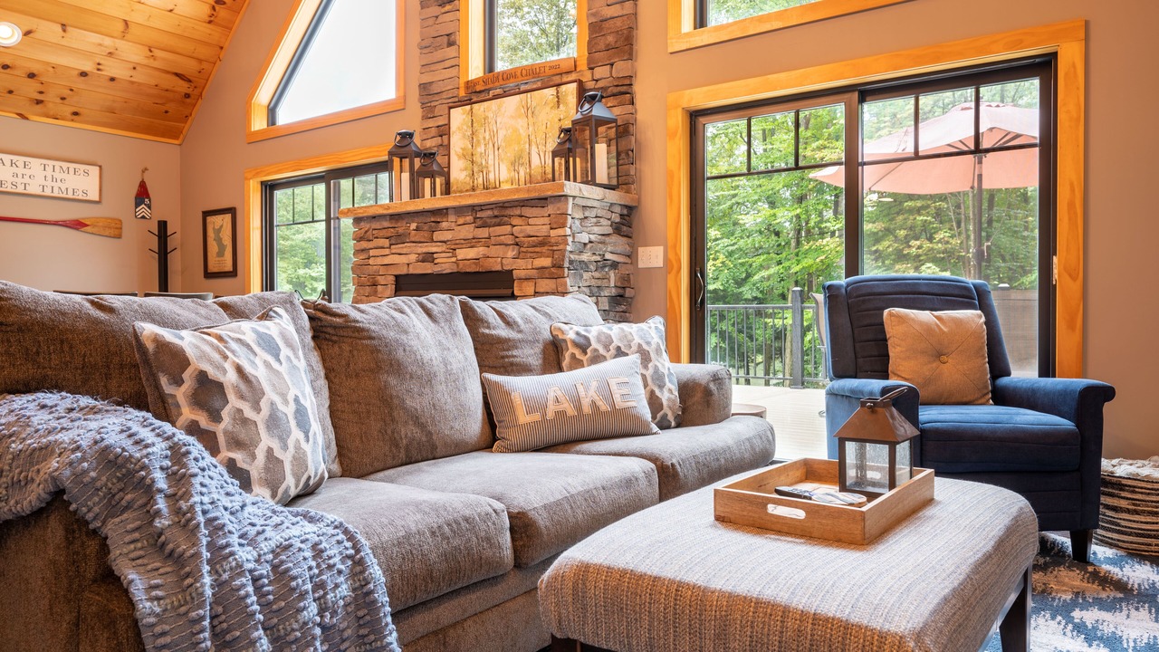 Photo of Livingroom in Treasure Lake