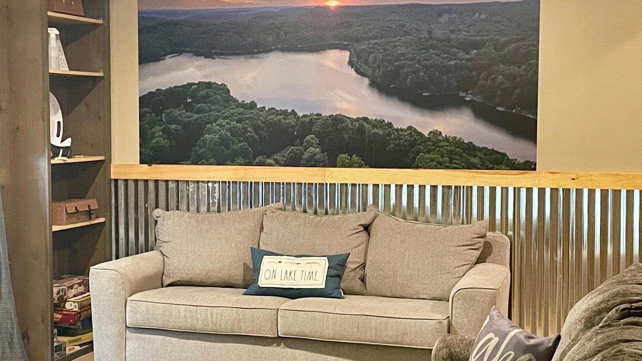 Photo of Livingroom in Treasure Lake