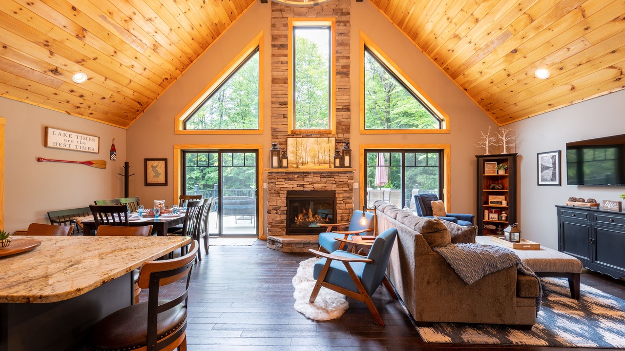 Photo of Livingroom in Treasure Lake