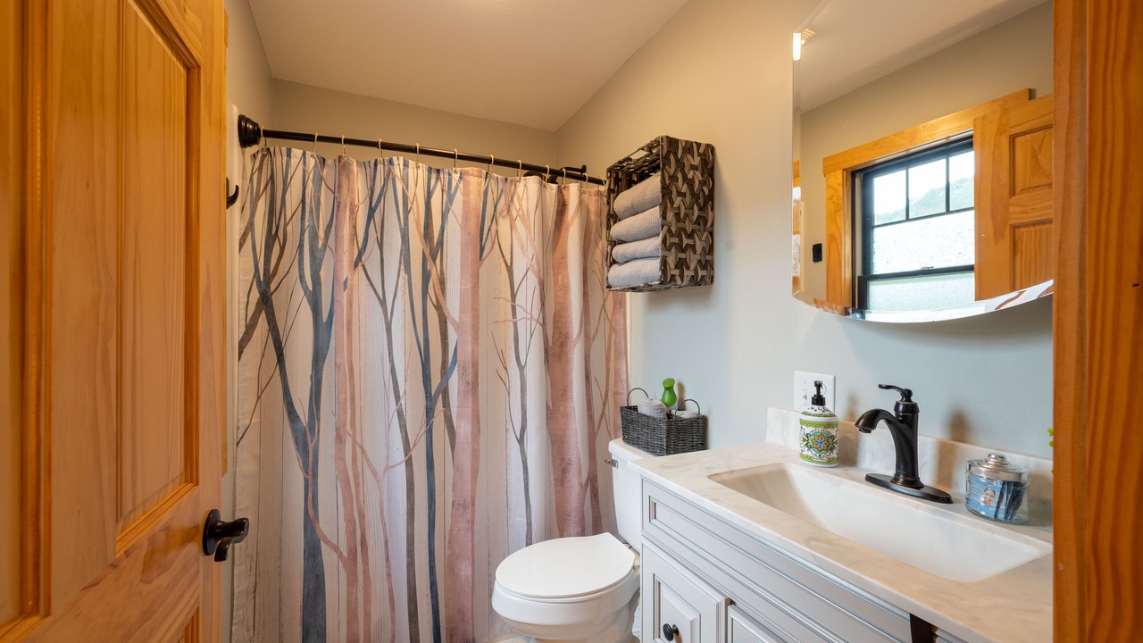 Photo of Bathroom in Treasure Lake