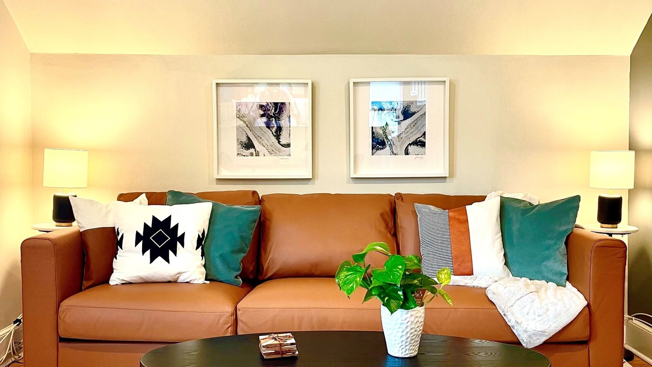 Photo of Livingroom in Hawthorne