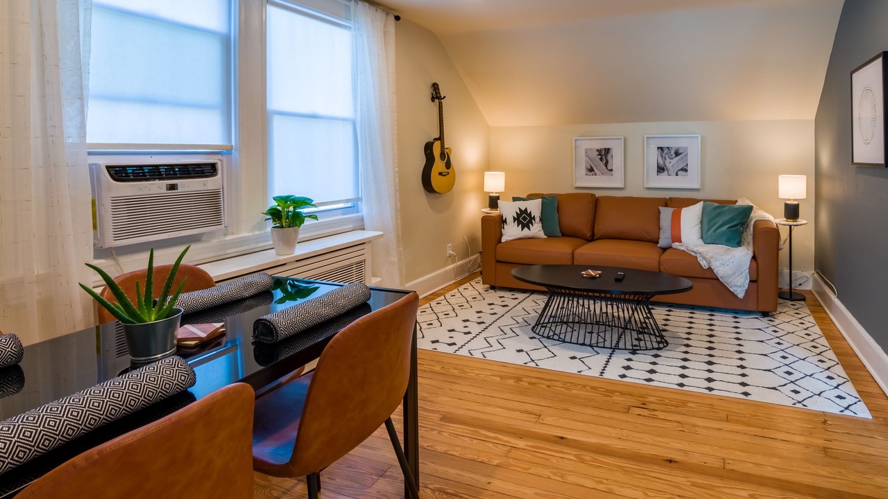 Photo of Livingroom in Hawthorne