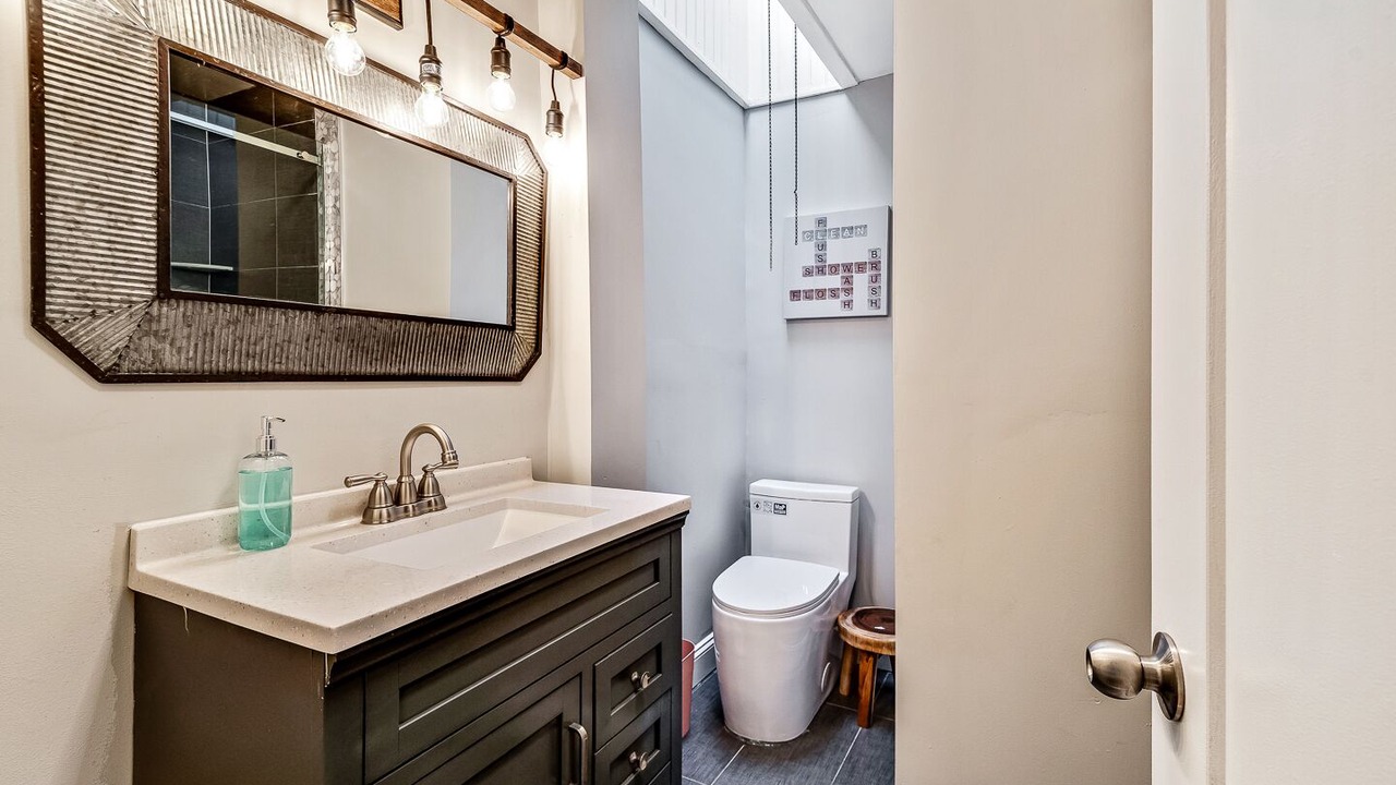 Photo of Bathroom in Powelton Village