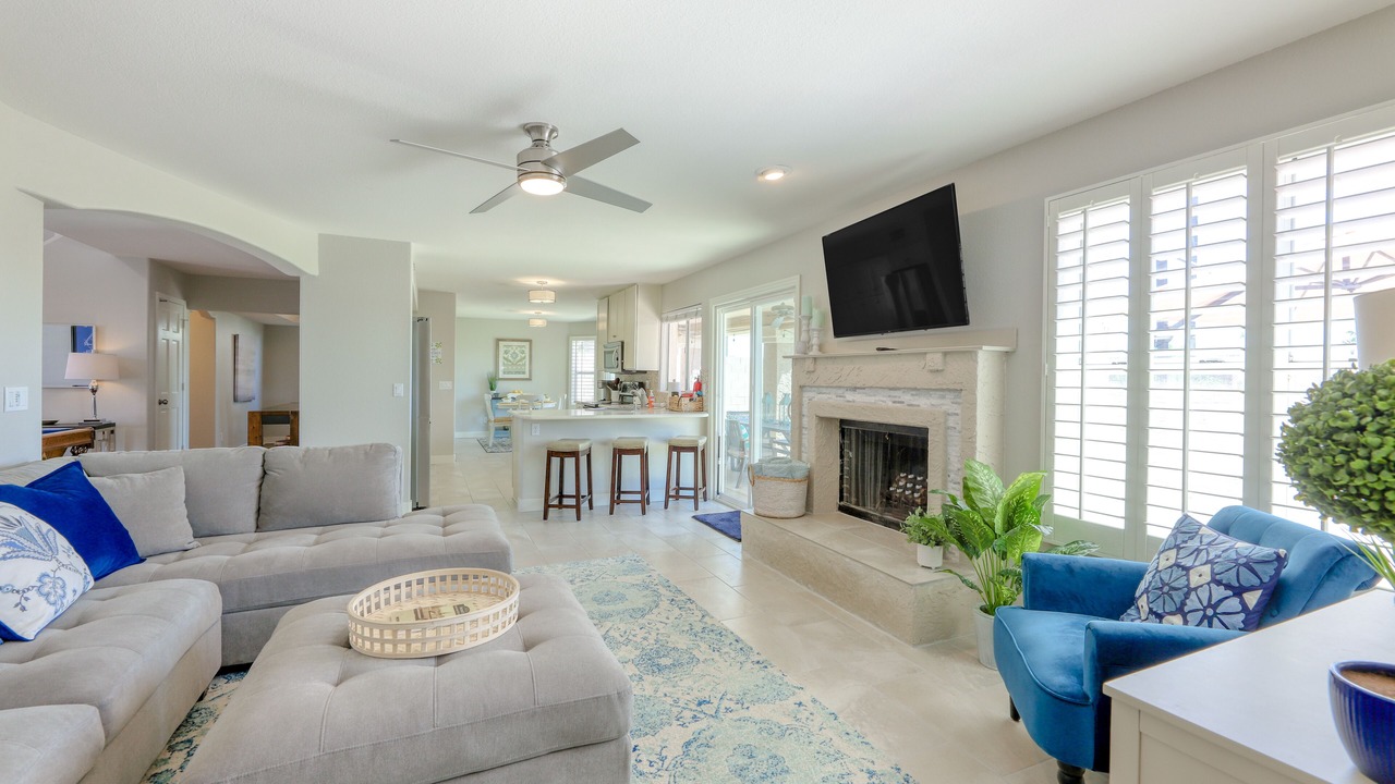 Photo of Livingroom in Foothills
