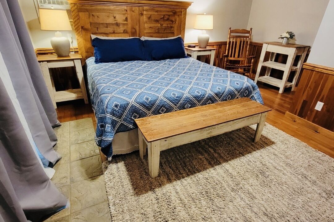 Photo of Bedroom in Elkins