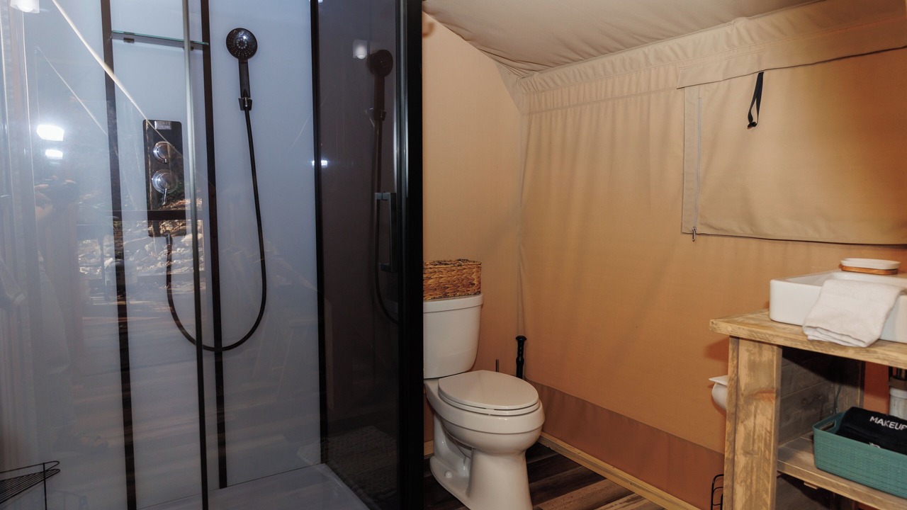 Photo of Bathroom in Vesuvius