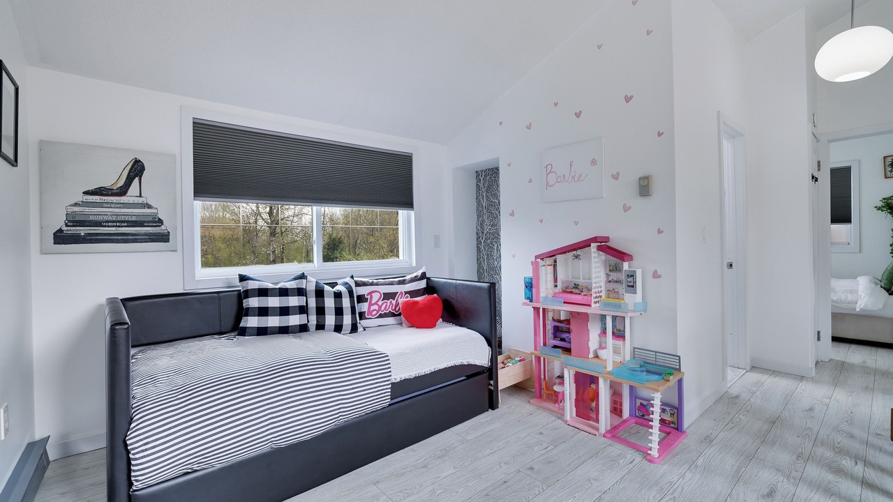 Photo of Bedroom in Long Pond