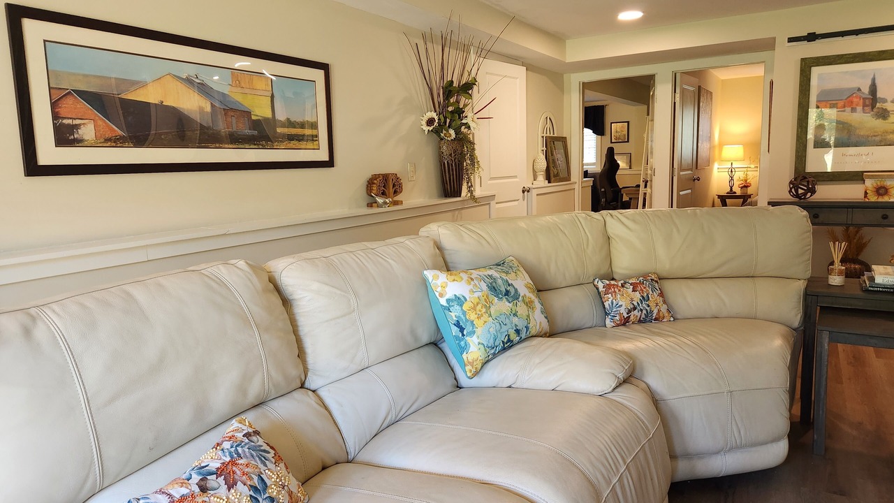 Photo of Livingroom in New Paltz
