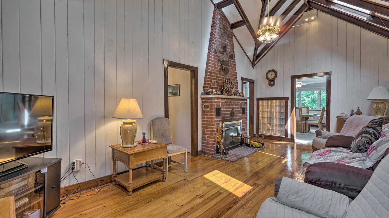 Photo of Livingroom in Waretown