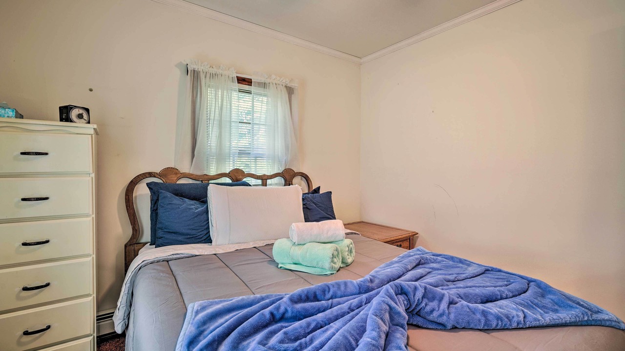Photo of Bedroom in Waretown