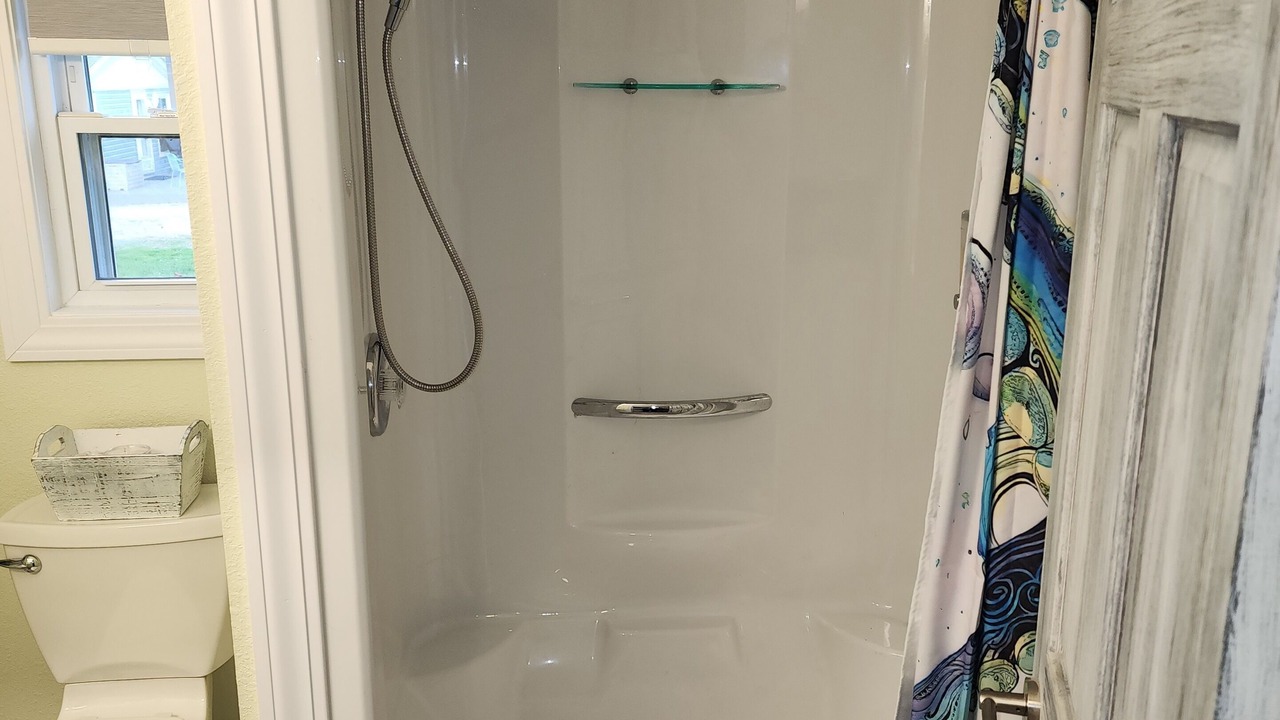 Photo of Bathroom in Port Clinton