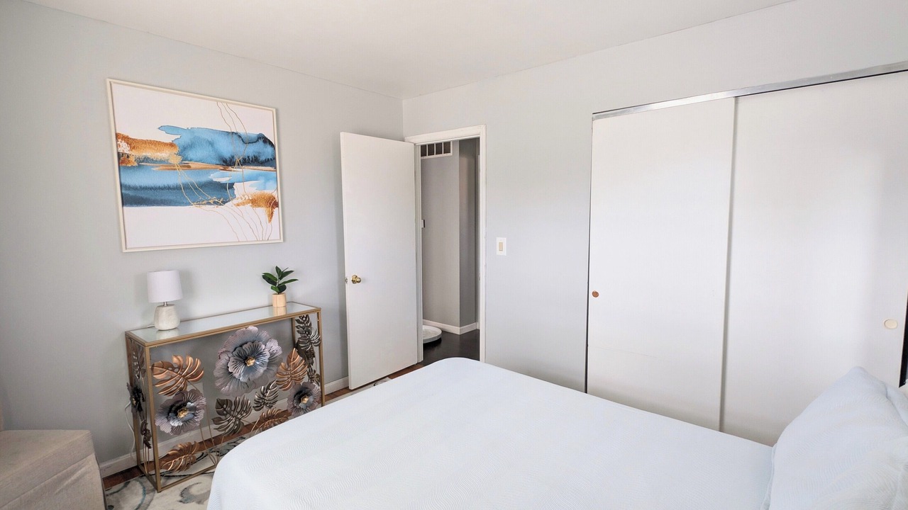 Photo of Bedroom in Highland Heights