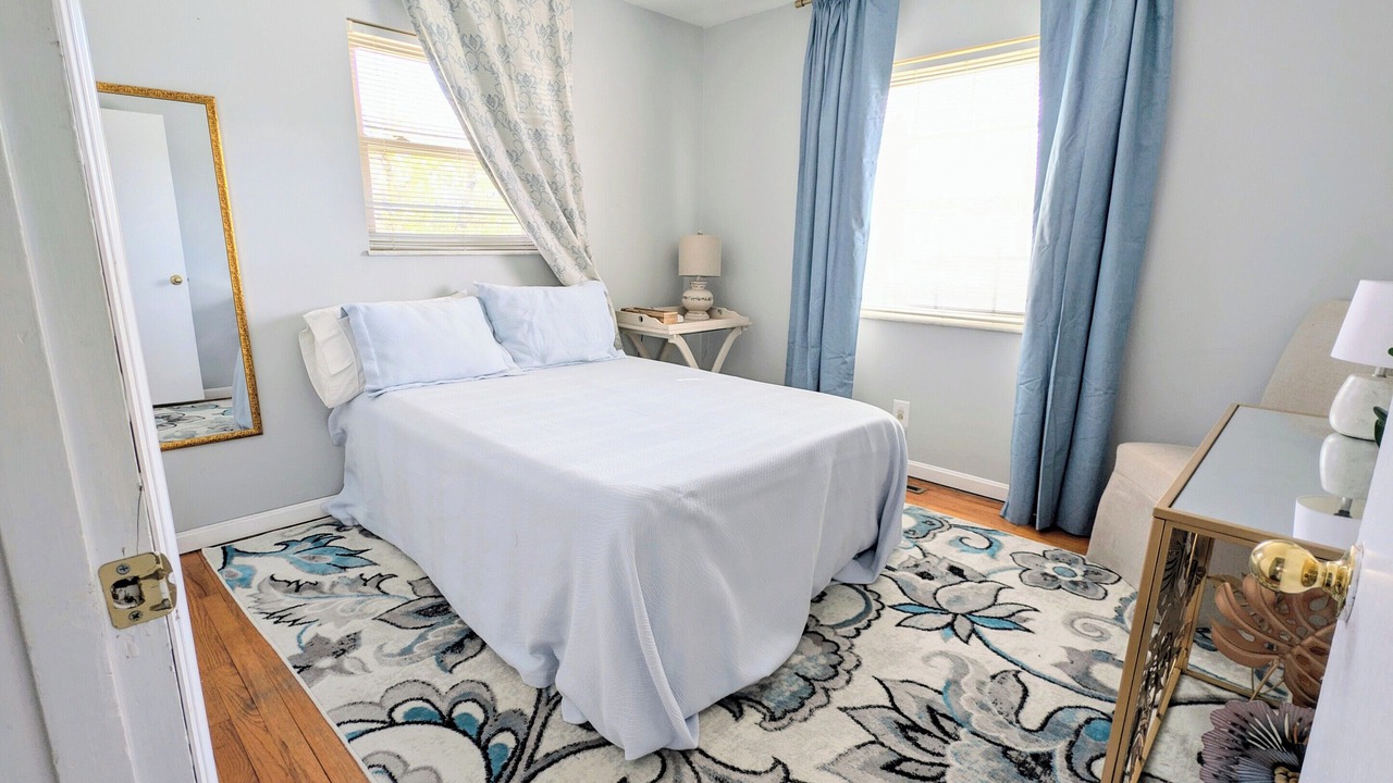 Photo of Bedroom in Highland Heights