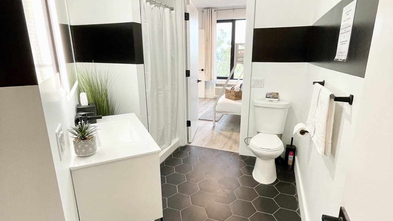 Photo of Bathroom in Elizabeth