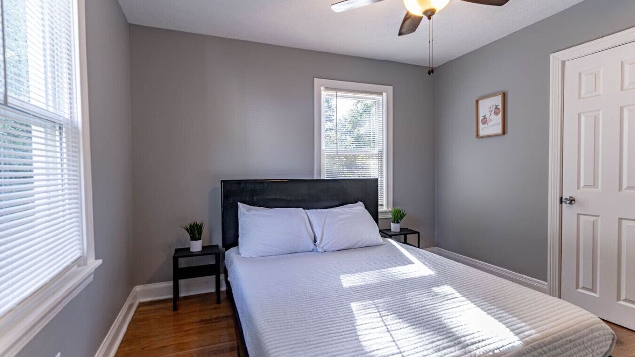 Photo of Bedroom in Beechmont