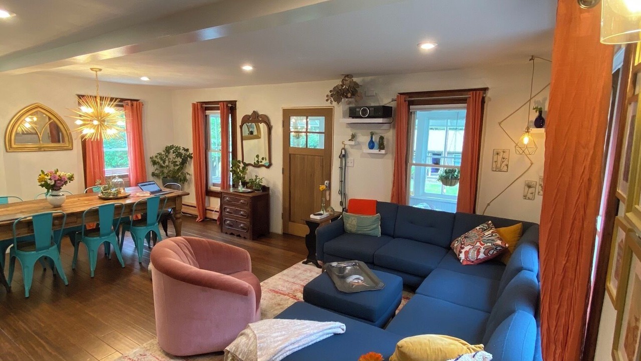 Photo of Livingroom in New Paltz