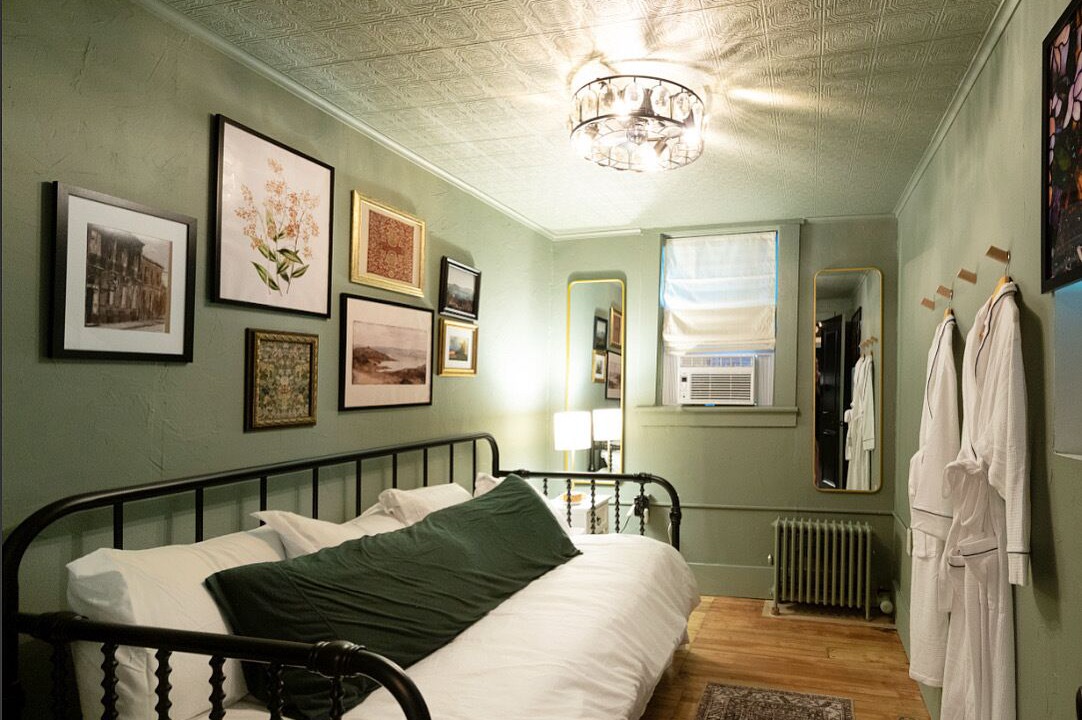 Photo of Bedroom in Bellefonte