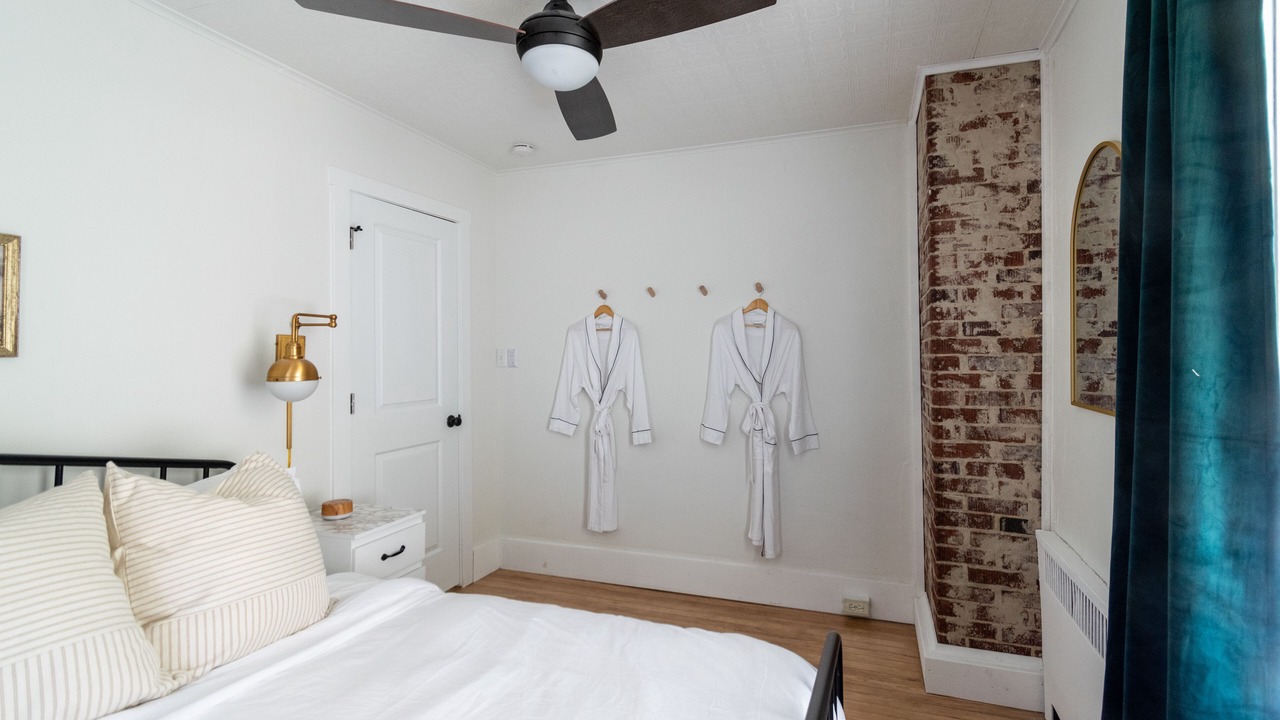 Photo of Bedroom in Bellefonte
