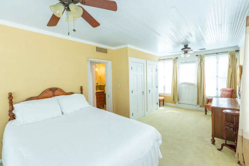 Photo of Bedroom in Glendale