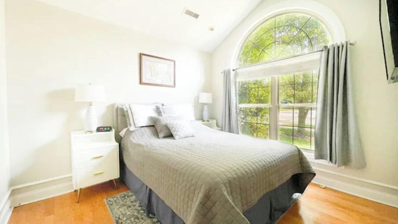 Photo of Bedroom in Lexington