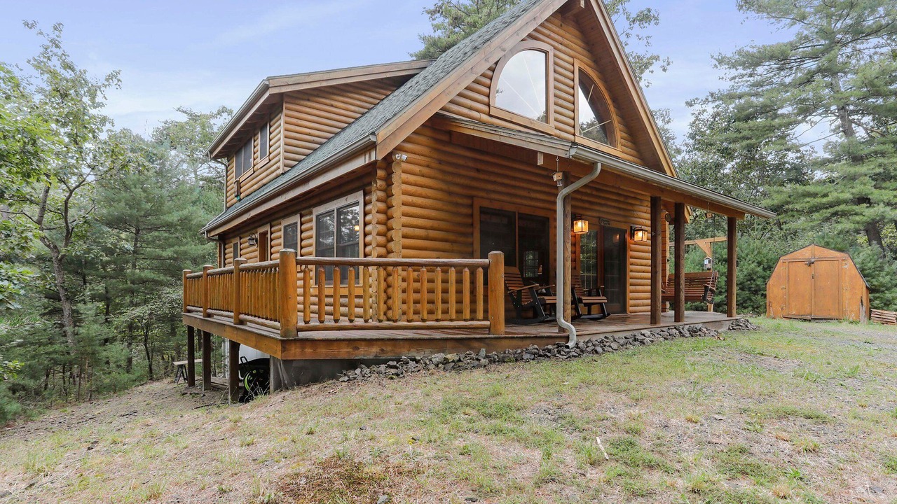 Photo of Outdoor in Hancock