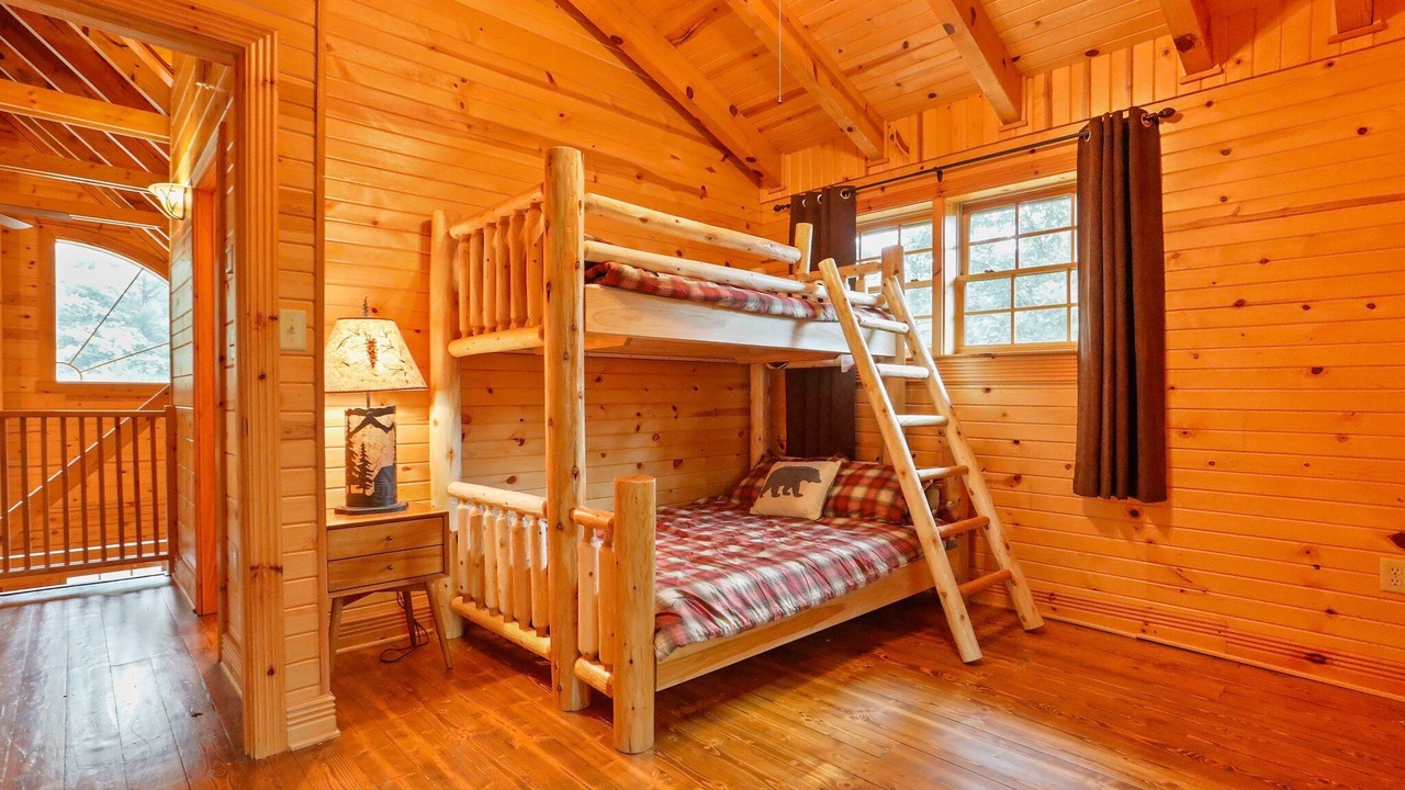 Photo of Bedroom in Hancock